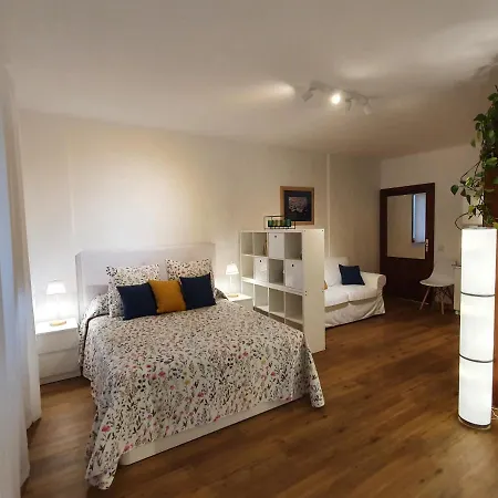 La Casita Del Reloj